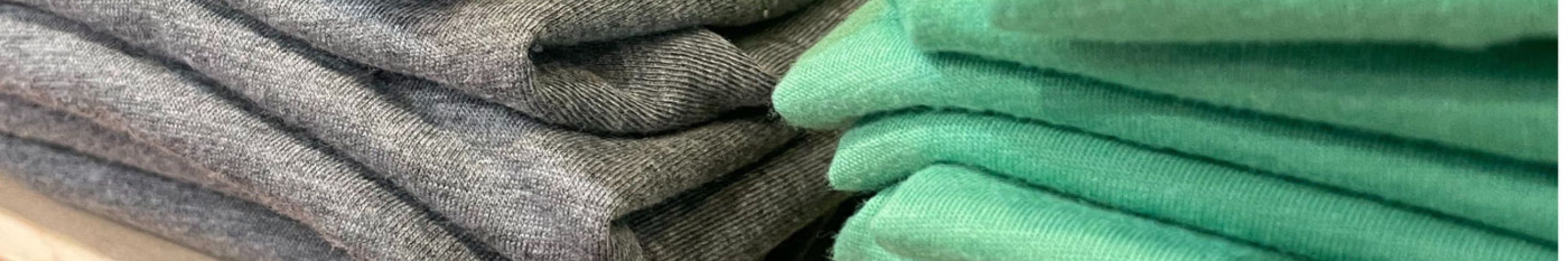 T-Shirts & Sweatshirts