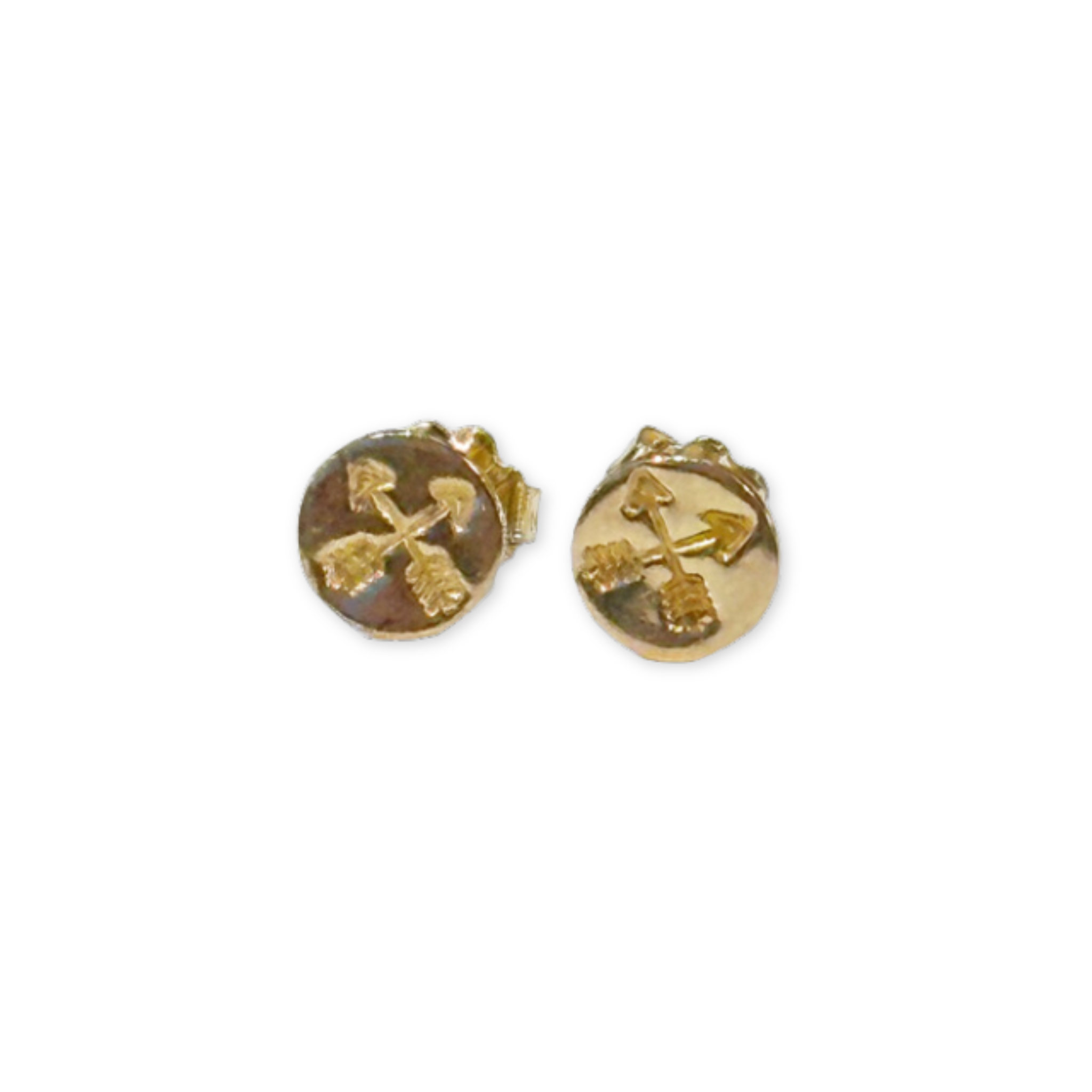 small stud earrings with stamped crossed arrows