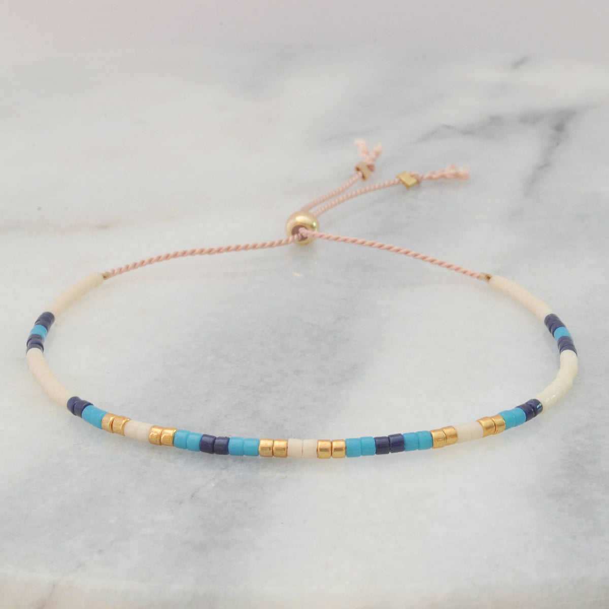 Necklace with multicolored beads.