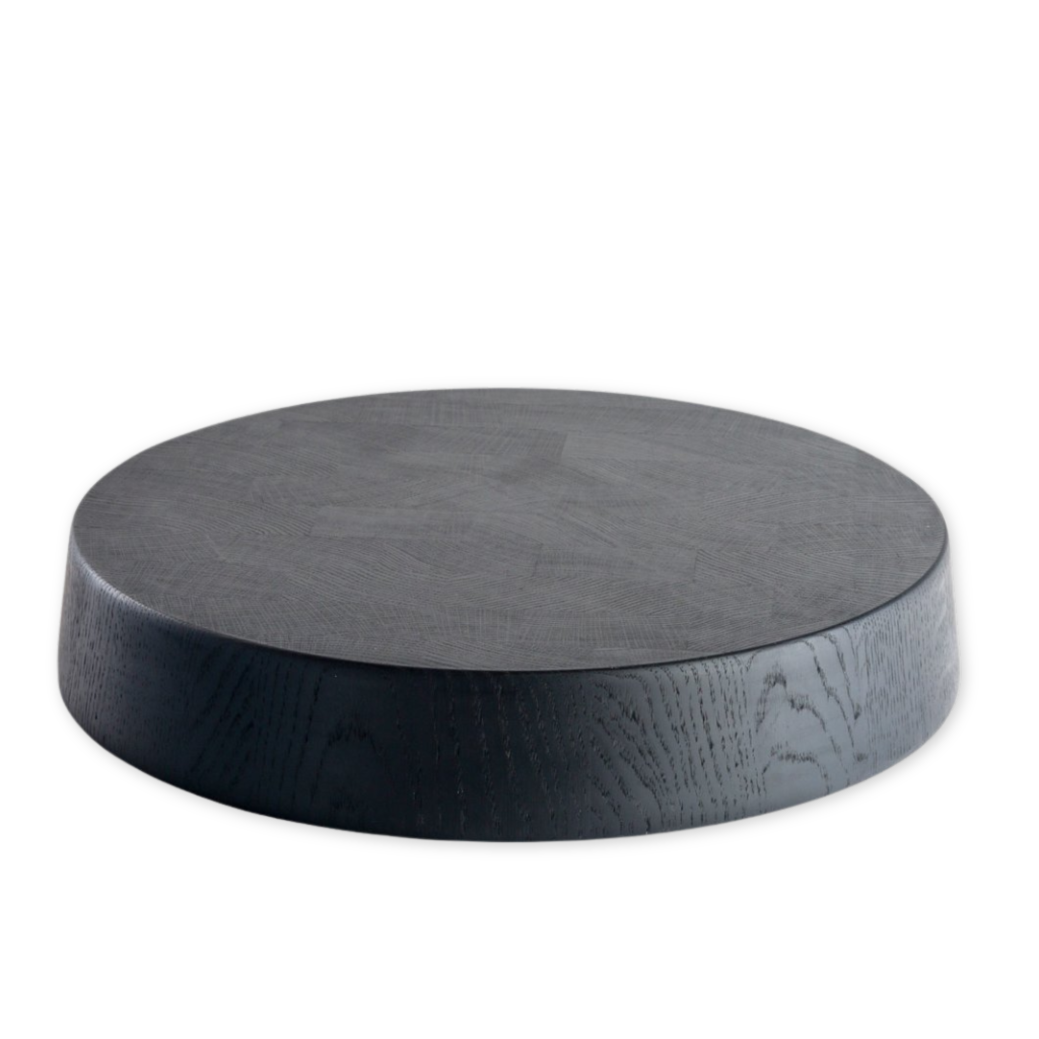 black wooden circular cutting board 